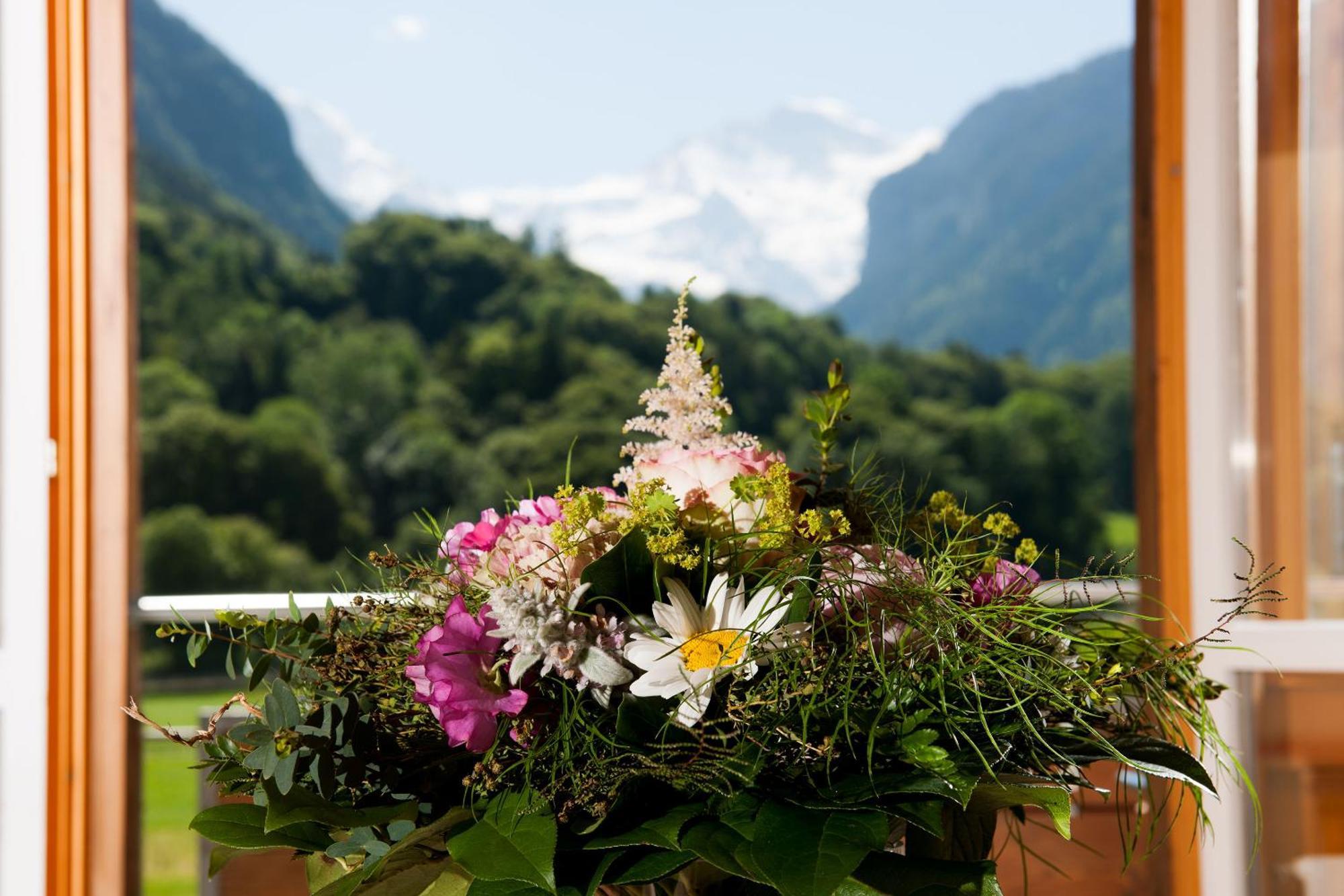 Jungfrau Hotel Wilderswil Δωμάτιο φωτογραφία